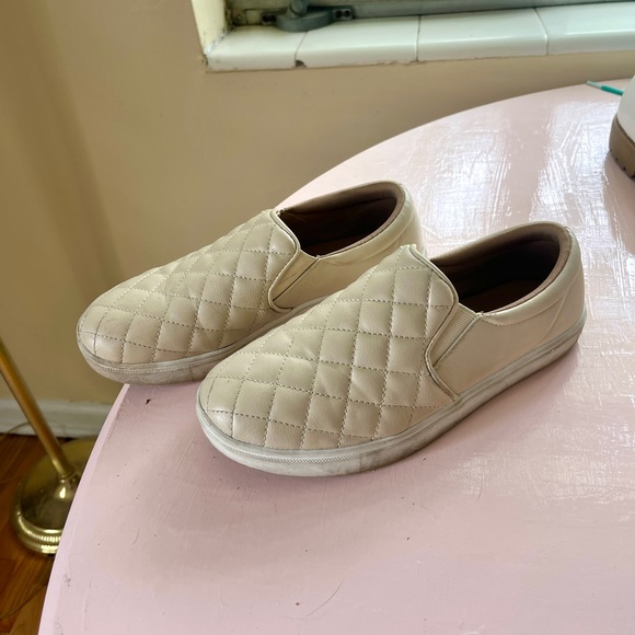 Quilted Leather Loafers - Picture 2 of 3